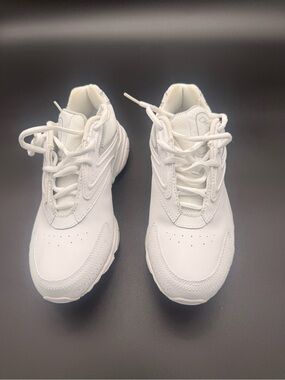 White Reebok DMX Max women's walking shoes.